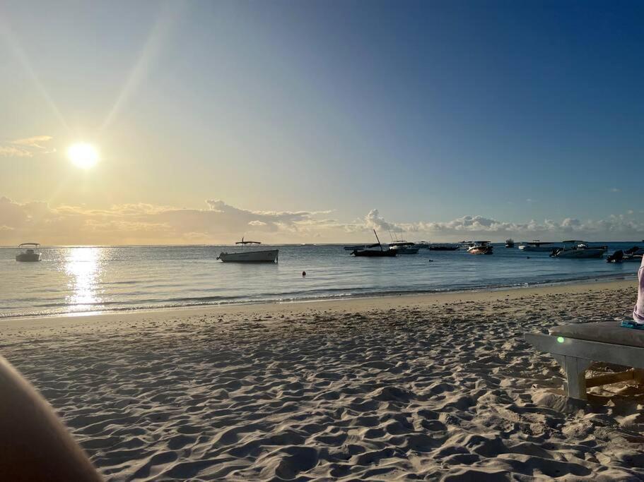 Appartement Beachfront Le Cerisier Trou Aux Biches, Mon Choisy à Mont-Choisy Extérieur photo