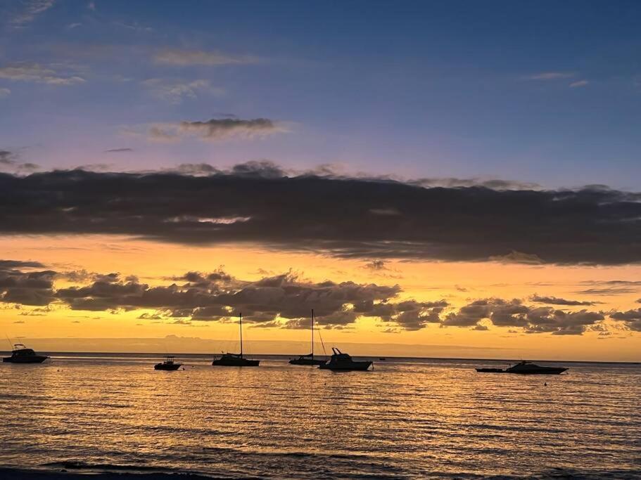 Appartement Beachfront Le Cerisier Trou Aux Biches, Mon Choisy à Mont-Choisy Extérieur photo